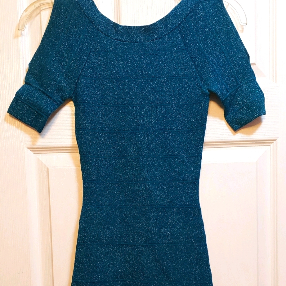 Bebe dress